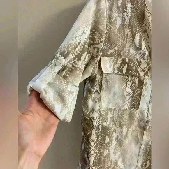 Calvin Klein button up blouse reptile print roll sleeve tab Medium. NWOT - Picture 2 of 6